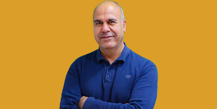 آقای زاکری کار پرداز